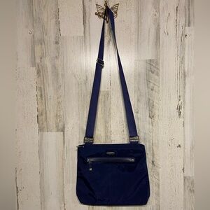 Baggallini Blue Nylon Crossbody Purse
